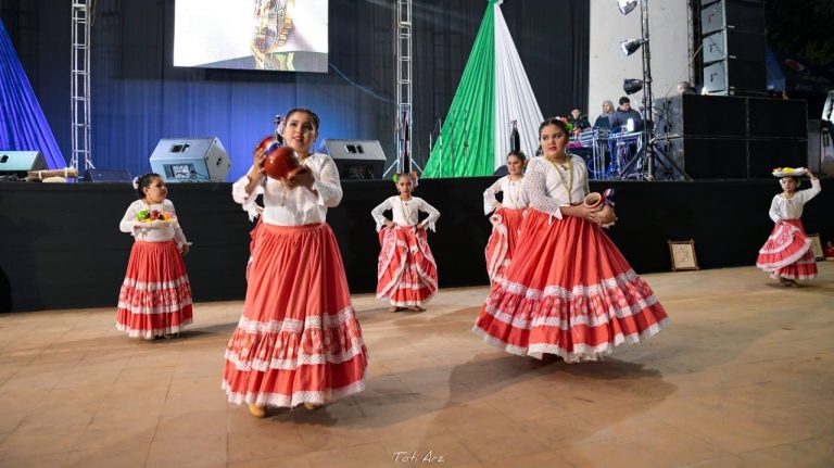 36944554_2103162199905521_3123903325548838912_o