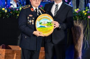 37188677_2106090562946018_1264899462451429376_o